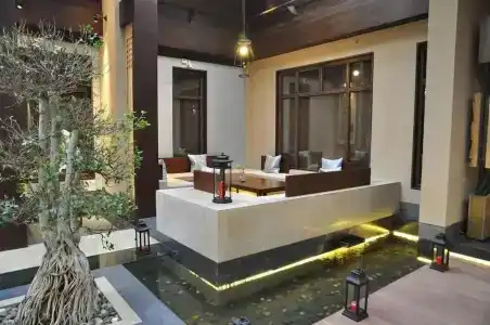 Huaqing Palace & Spa - 10