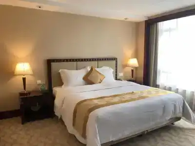 Huihua International - 52