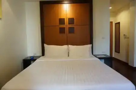 iCheck inn Sukhumvit 19 - 20