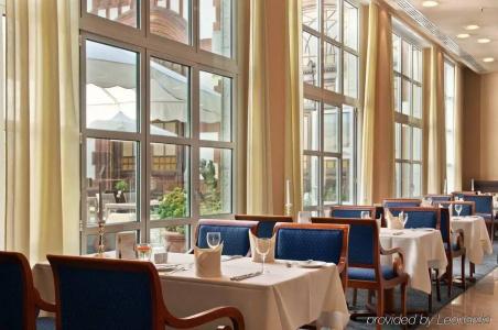 Hilton Mainz City - 19
