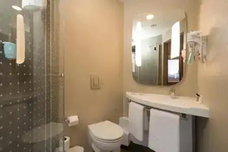 Ibis Киев Вокзал - 43