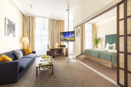 HiLight Suites - 100