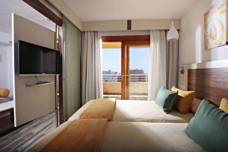 Sandos Benidorm Suites - 57