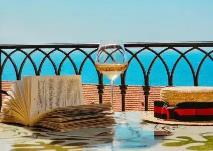 Hôtel La Pérouse Nice Baie des Anges - 95