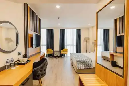 Best Western Plus - 24