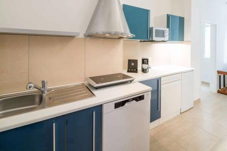 Best Western Plus Celebrity Suites - 81