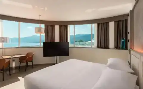 Hilton Rijeka Costabella Beach Resort And Spa - 49