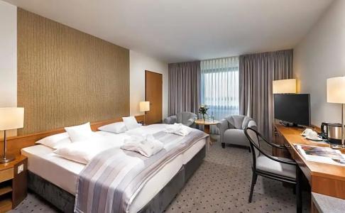 Maritim Airport Hannover - 41
