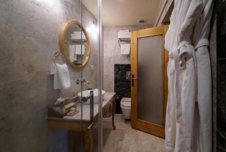 Luxury Cratus Stone Palace - 55