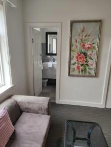 Centennial Inn on Bathurst - 25
