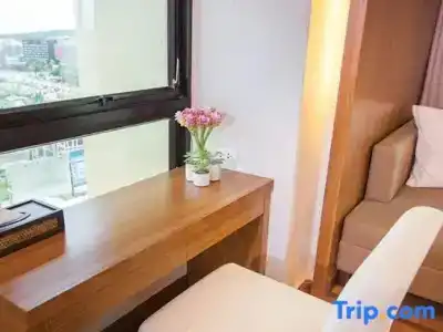 Chiangmai Grandview & Convention Center - Sha Extra Plus - 130