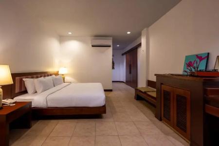 Rose Bay Resort - 67