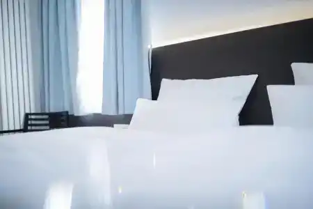 U7 - 1