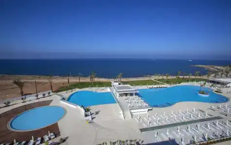 King Evelthon Beach & Resort - 17