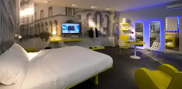 The Street Milano Duomo | a Design Boutique - 38