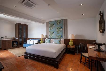 The Bridge An Eclectic Luxotel - 69