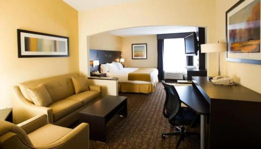 Holiday Inn Expresss & Suites West, An Ihg - 76