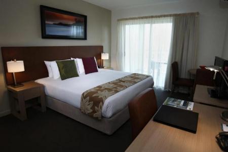 Quest Palmerston - - 5