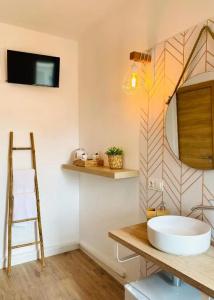La Bartola Guesthouse - 19