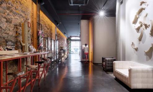 Poshtel - Premium - 18