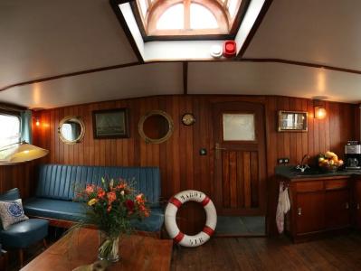 Boat 'Opoe Sientje' - 12