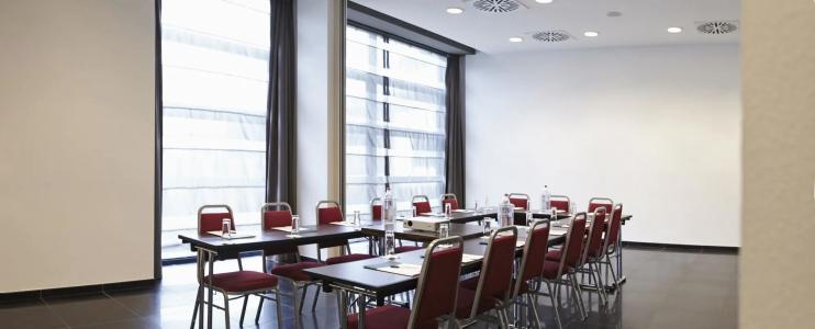 Rmh Modena Des Arts - 17