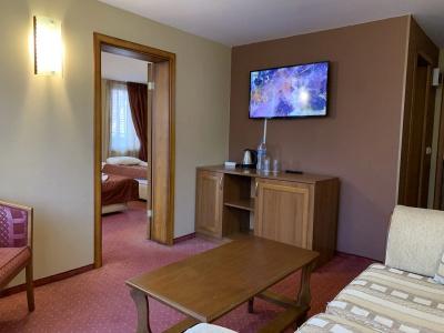 Asteri Bansko & FREE ski equipment by Asteri Hotels - 4