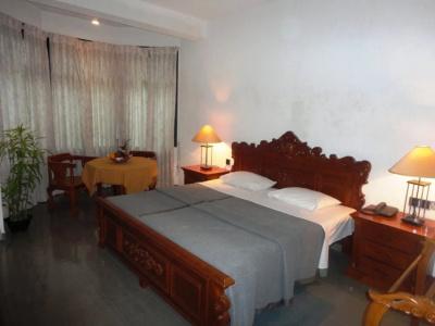 Country Comfort - 3