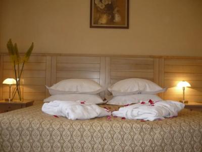 Seasons Spa Boutique - 52
