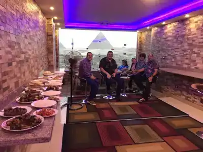 3 Pyramids View Inn - 102