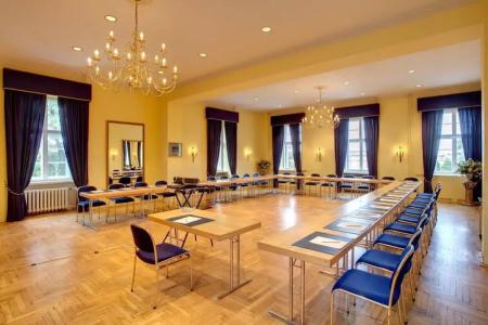 Schloss Luebbenau - 12