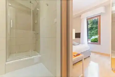 The Residence - 200
