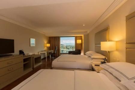 Hilton Guadalajara - 44