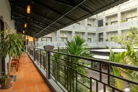 Reveal Courtyard in Reveal Angkor - 14