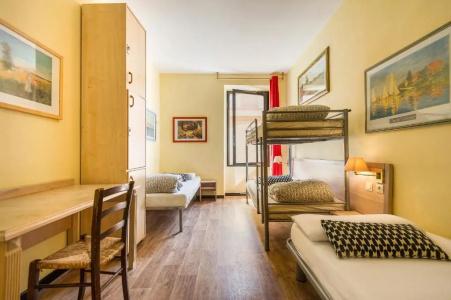 Villa Saint Exupery Beach Hostel - 59