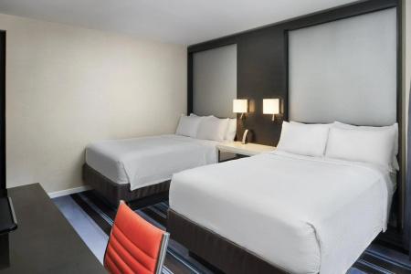 Courtyard by Marriott New York Manhattan/Central Park - 9