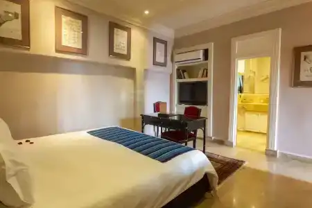 Riad Hasna Espi - 83