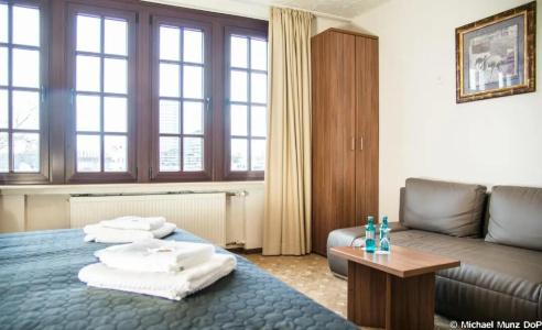 und Restaurant Löwenbräu Köln - 120
