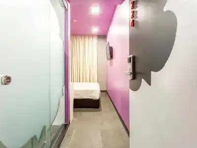 Venue - Sg Clean - 21