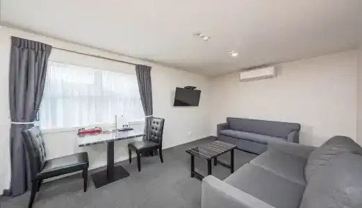 315 Riccarton - 62