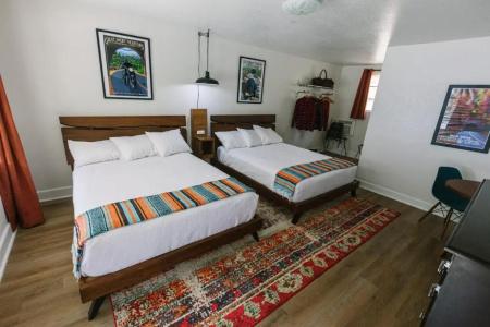 Route 19 Inn - 22