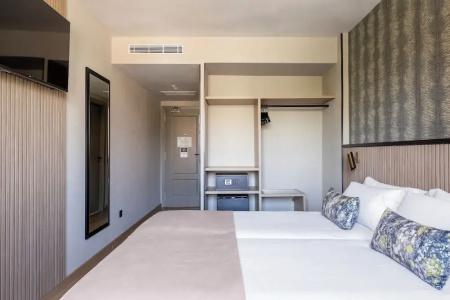 Rafaelhoteles Piramides - 53