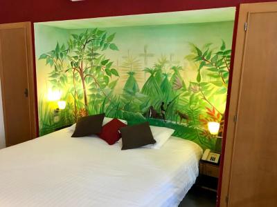 Le Windsor, Jungle Art - 21