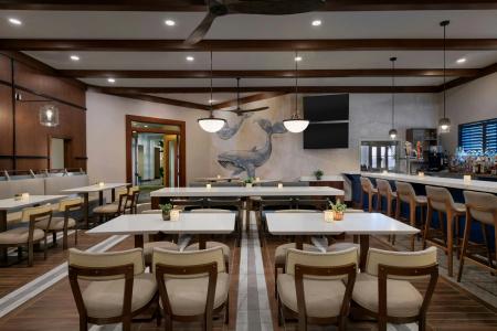 Hilton Suites Oceanfront - 27