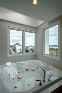 Prachuap Grand - 76
