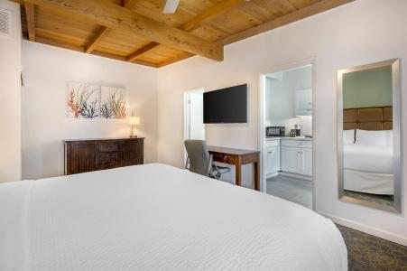 Best Western Plus - 71