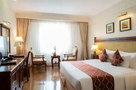 Grand Saigon - 3