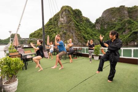 Swan Cruises Halong - 15
