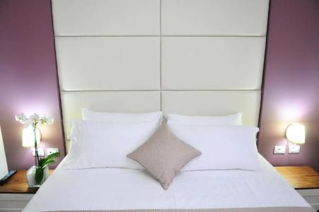 Golden City & Spa - 40