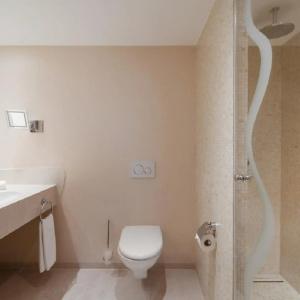 Eden Roc - The Leading Hotels of the World - 36